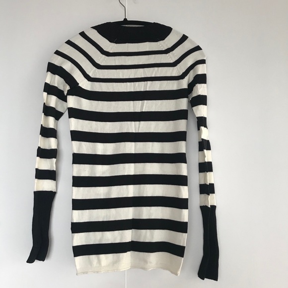 AMERICAN EAGLE SWEATER - Picture 3 of 4